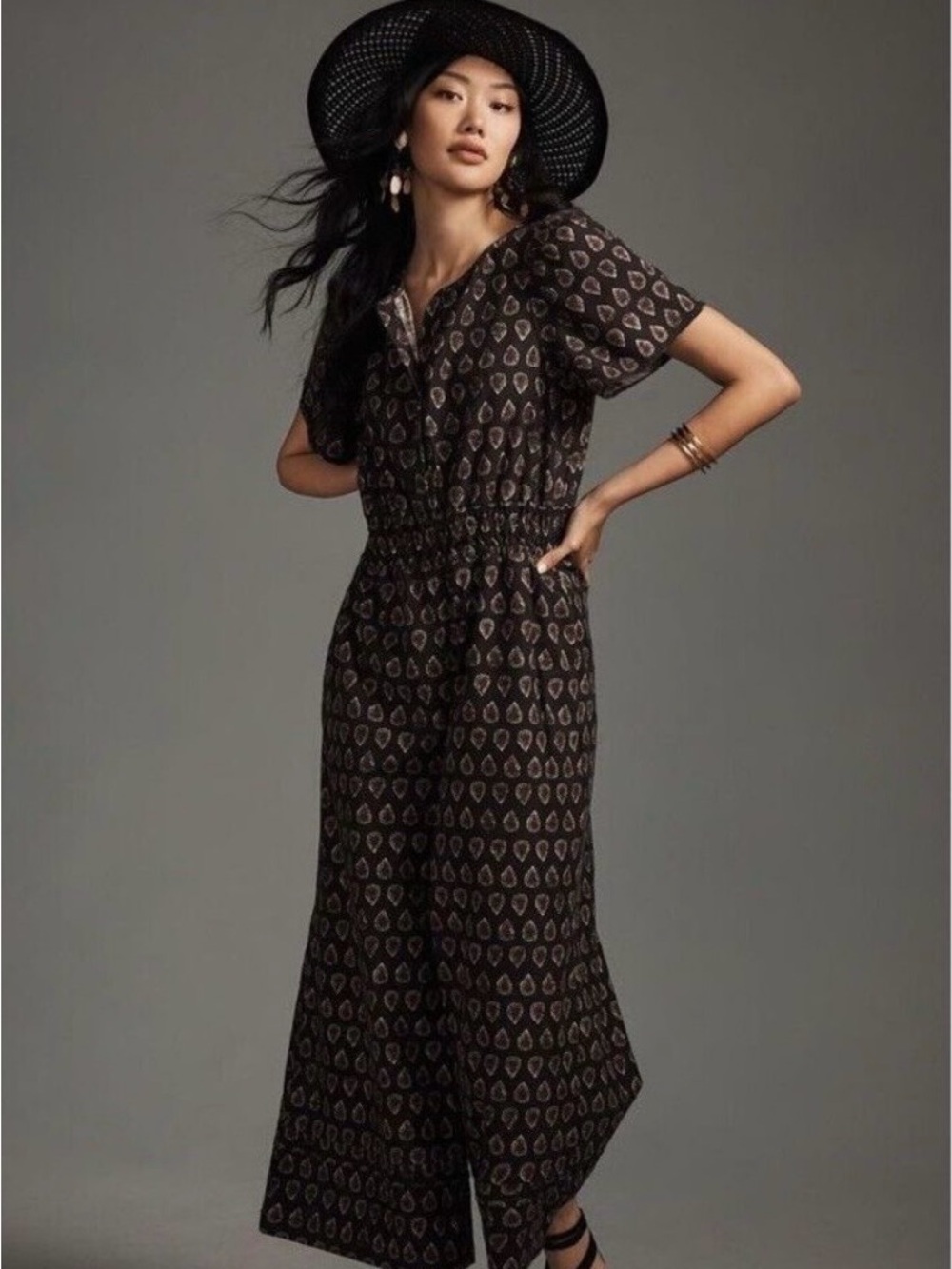 Women’s Black Printed V-Neck Midi Dress